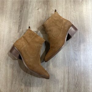 Western Style Heeled Booties